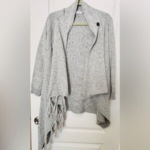 Beautiful Sweater-Shawl. Size Large by MissLook